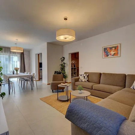 Nata Villa *