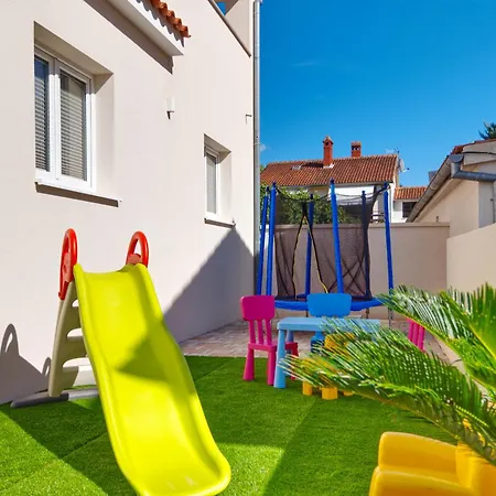 Nata Villa Pula